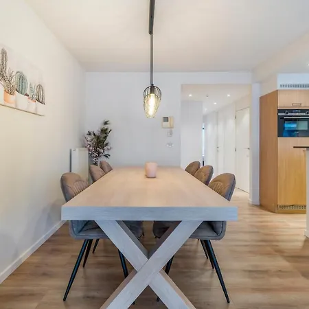 Lichtrijk In Hartje Vlak Bij Shoppingstraat & * Knokke-Heist