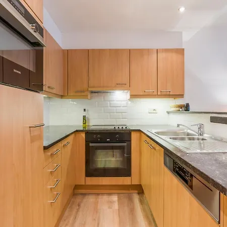 Lichtrijk In Hartje Vlak Bij Shoppingstraat & Апартаменты Кнокке-Хейст